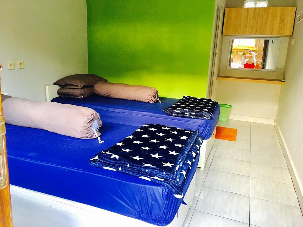 Guest House Rumah Lombok Syariah Mataram Esterno foto
