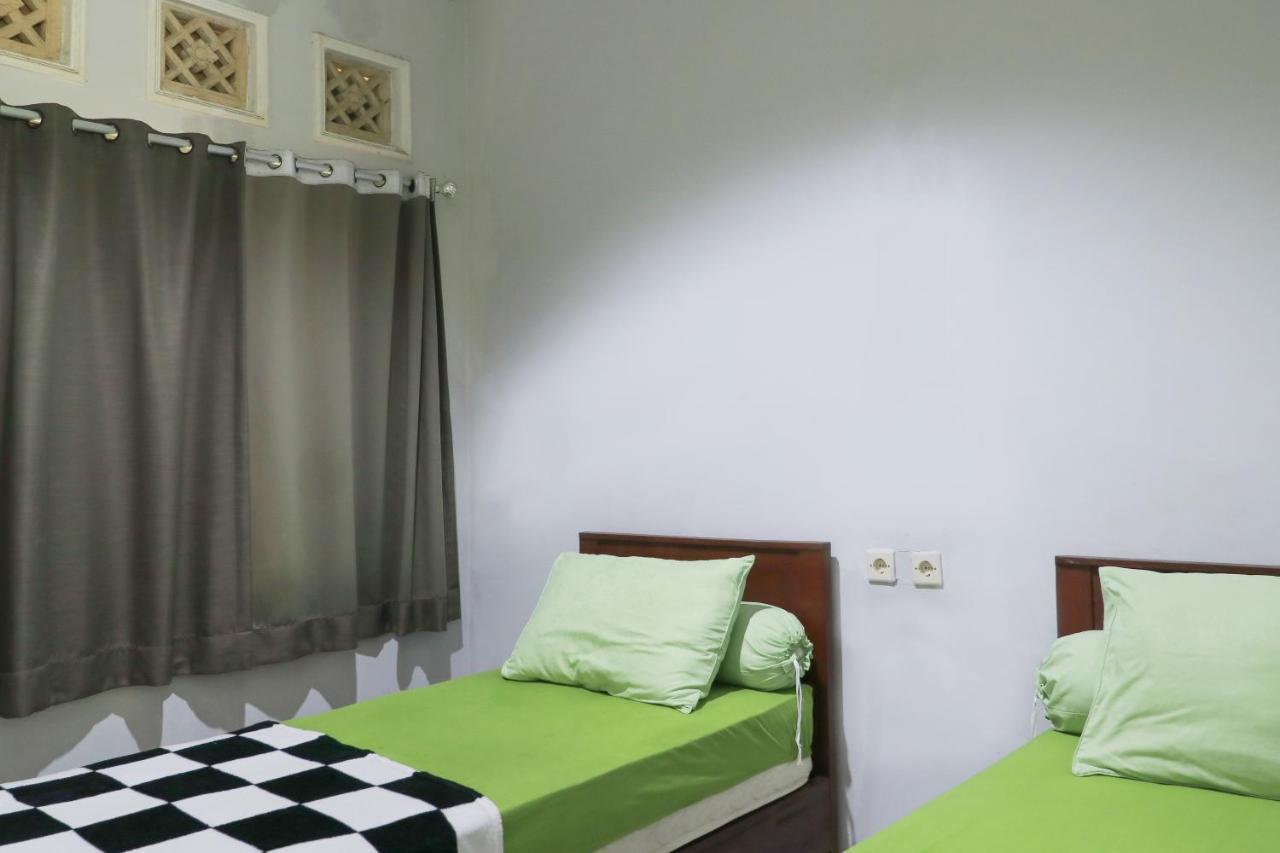 Guest House Rumah Lombok Syariah Mataram Esterno foto