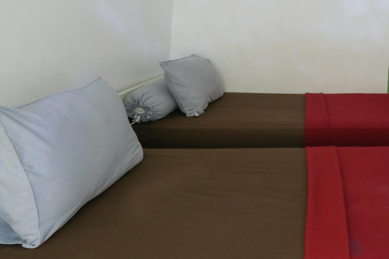 Guest House Rumah Lombok Syariah Mataram Esterno foto